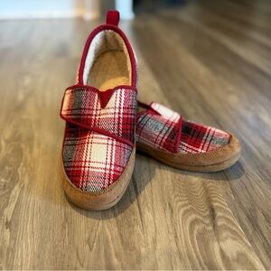 TOMS PLAID HOUSE SLIPPERS